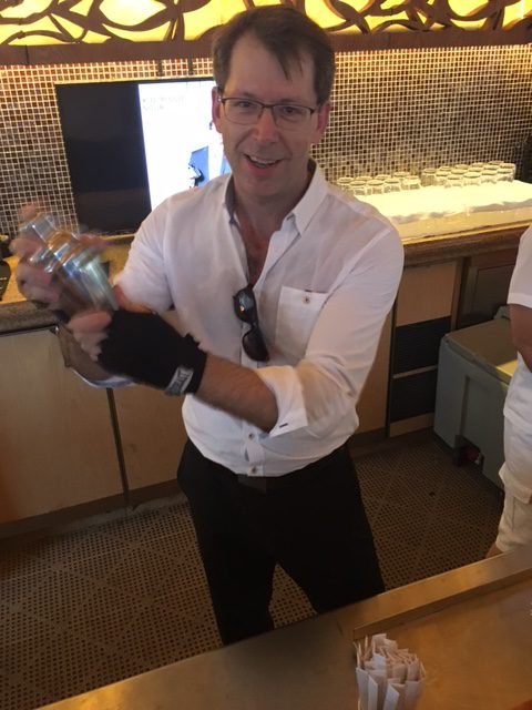 Cocktails For A Cause Raises the Bar