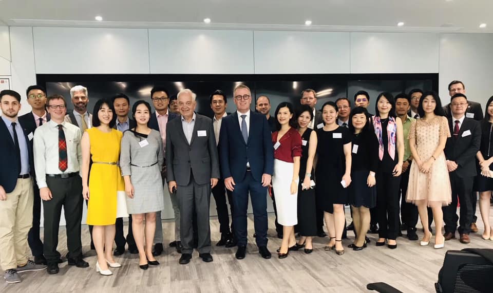 Former Canadian Ambassador Visits Shenzhen